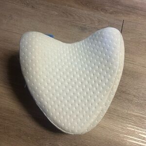 Contour Leg and Knee Support Pillow
